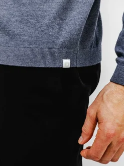 Flash Sale Indigo Heather Men'S Atlas Air V-Neck Sweater Men'S Sweatshirts & Sweaters