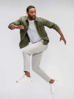 New Light Khaki Men'S Pace Tapered Chino Men'S Pants & Shorts