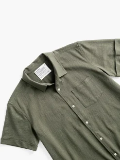 Sale Olive Men'S Hybrid Seersucker Short Sleeve Shirt Men'S Shirts